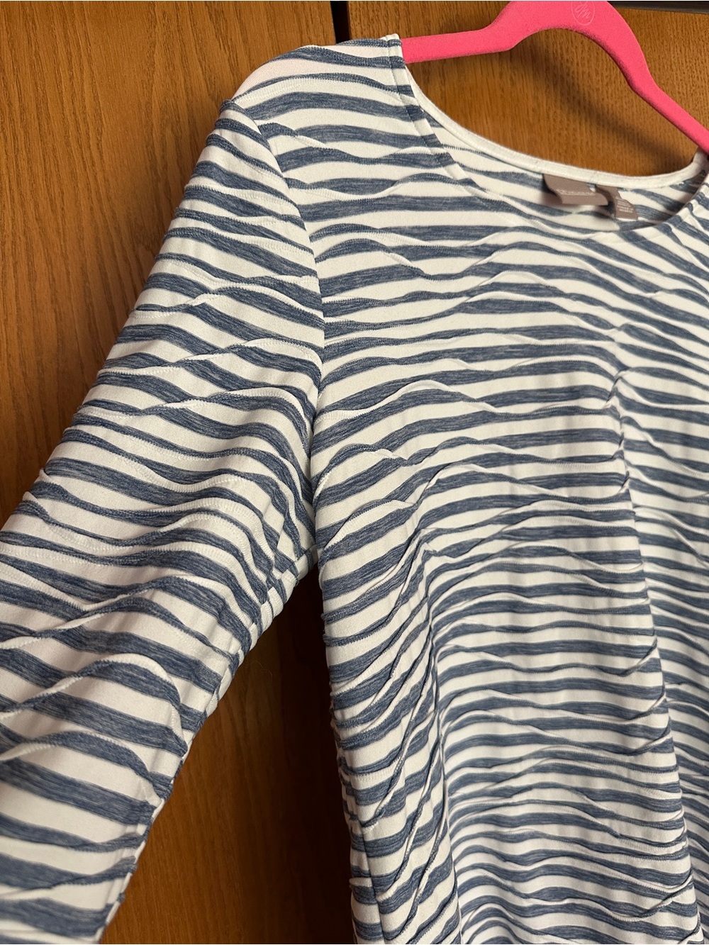 Chico’s easy care scoop neck elbow sleeve top